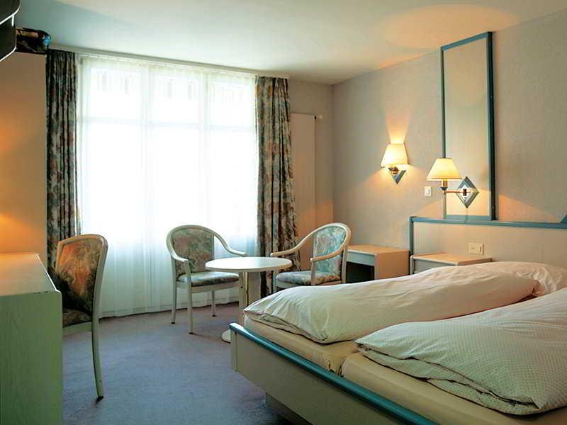 Hotel Strandhotel Iseltwald Habitación foto